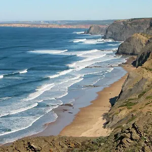 https://casa-dias-vila-do-bispo.hotelaalgarve.com